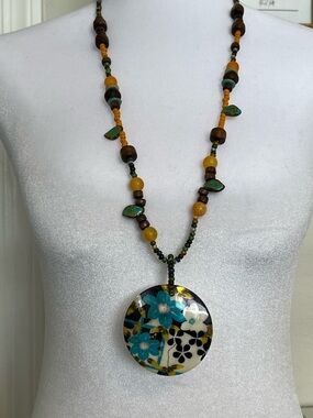 Multicolor painted mother of pearl shell pendant statement long necklace 36”